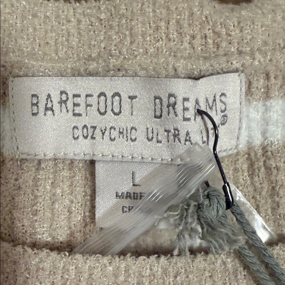 Barefoot Dreams CozyChic Ultra Lite Stone Striped S/S Top Women’s Sz. L Luxe - Picture 2 of 9